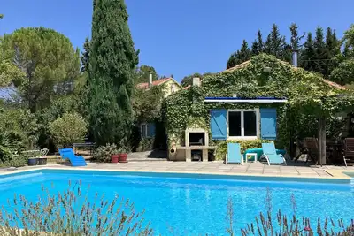 Image de Large 4 bedroom villa with pool, in beautiful countryside near Carcassonne