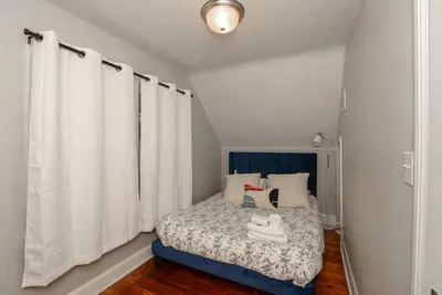 Image de Convenient Airport Proximity 2-Bedroom, 1-Bathroom Retreat in Brook Park