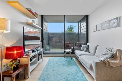 Image de Chic 1-Bed Near Park, Function Centre and Shops