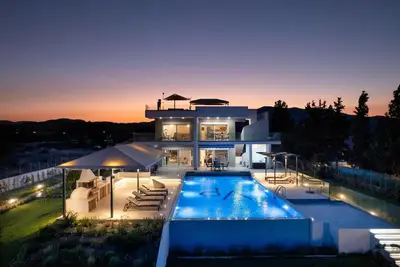 Image de Maison de vacances Gennadi pour 1 - 12 personnes avec 5 chambres à coucher - Maison de vacances