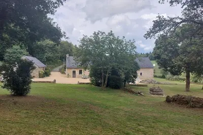 Image de Grande Maison Dans une Propriété de Caractère