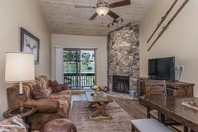 Image de New Listing! Fully Remodeled! 2 Miles North of Purgatory! Heated Pool!