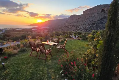 Image de Casa di Olive, a cottage with fireplace and sea view