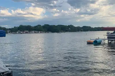 Image de Chain O Lakes Lake Front Channel Lake