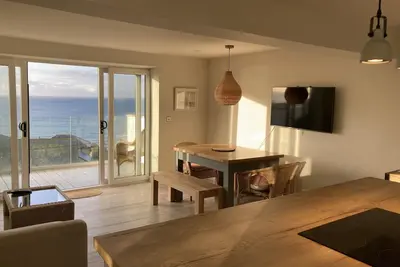 Image de Cornish apartment with stunning sea views close to the beach