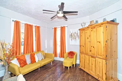 Image de Home Away From Home