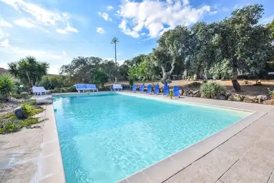 Image de Belle maison avec 1 chambre à Sedini