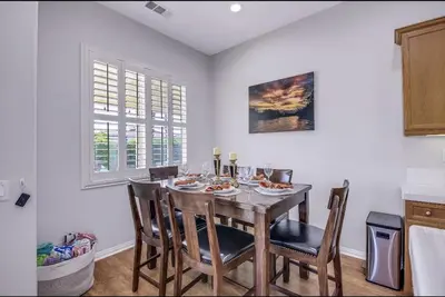 Beautiful 3 bedroom 2 bathroom house.