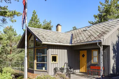 Image de Belle maison de 4 chambres à Hebnes