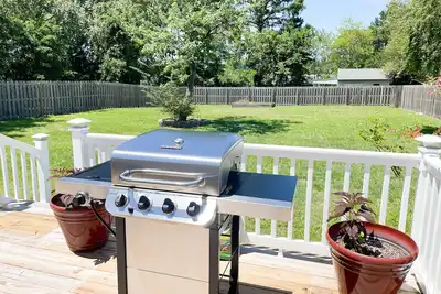 Image de 15 Minutes to Emerald Isle & 9 minutes to Hubert Gate this remodeled home awaits