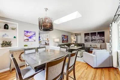 Image de Cozy 3-Bedroom Home Near Summit Park in Blue Ash