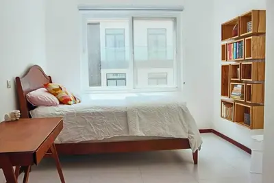 Image de Lovely 2 bedroom condo with a pool area