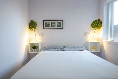 Image de Excellent patio*New 2br*gym 24/7 Indoor parking