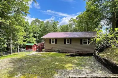 Image de Moss Hollow Cottage - close to Folk School