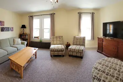 Image de Sunrise Apartment - 2 bedroom with Bay views.