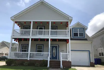 Image de Convenient Beach Home, Beach Access Across Street