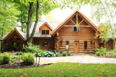 Image de Luxury Loghouse in the woods