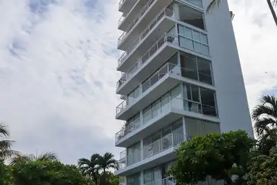 Image de Enjoy the most beautiful bay in the world. Acapulco Bay!