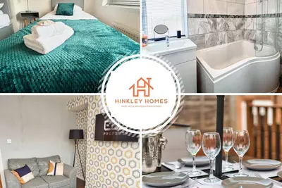 Image de Lovely Refurbished Home - Free Parking/WiFi