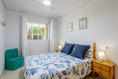 Image de Maison de vacances Bungalow Novamar 3 Playa Carabassi avec piscine, jardin et Wi-Fi
