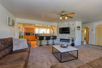 Image de Paradise Estates is a tranquil ranch style home close to walking trail, shopping