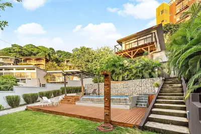 Image de Casa Indy 3bdrm Home w Pool in Town Centre