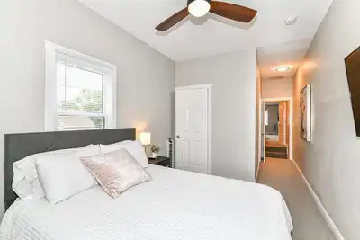 Image de 3bd/3ba 3 mins to Lucas Oil & Conv Center 1406