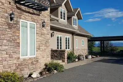 Image de Quiet Country Living Close to Amenities