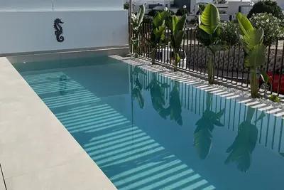 Image de Villa Costa Blanca grand standing piscine privée garage prise voiture 10 per max