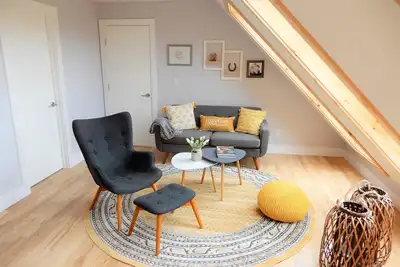 Image de Stunning brand new 2 bedroom Loft amidst nature