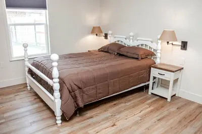 Image de Private Sunset Lodge Suite w/ Whirlpool Tub +View!