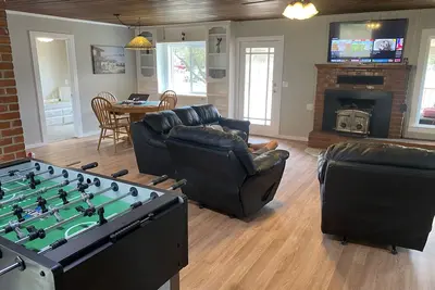 Image de Family Home on a Golf Course near Yosemite!