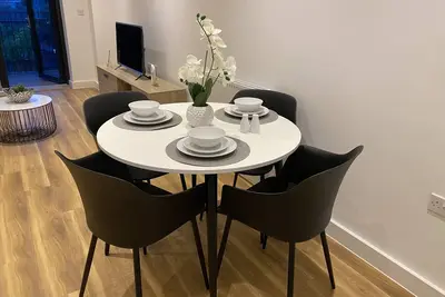 Image de Cosy 2 bedroom apartment with balcony