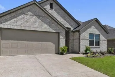 Image de New Luxury and Cheerful 4-bedroom residential home