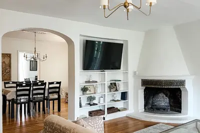 Image de Spacious Historic Midtown Memphis Chateau \"Guest House\"-Minutes from Everything