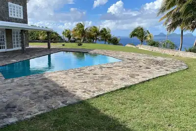 Image de Enjoy comfort, spectacular ocean views, peace and tranquility