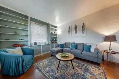 Image de Reid Park & Zoo / 3 Br 2 Ba / Remodeled / Golf