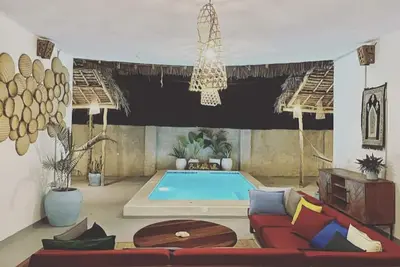 Image de 4 Bed Villa with Private Pool, Jacuzzi, Wifi & Ac
