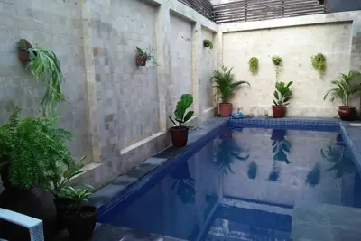 Image de The best located villa in Senggigi 300 metres to the beach.