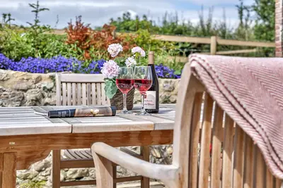 Image de The Barn - a charming property sleeping four guests in west Dorset
