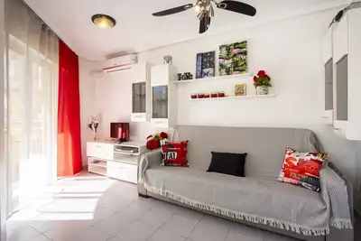 For tourist rent one-bedroom apartment in an area with developed infrastructure!