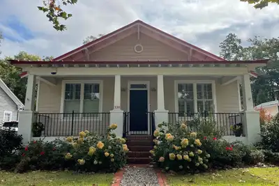 Image de Modern open-concept 3br home in downtown Aiken, walk to everything.