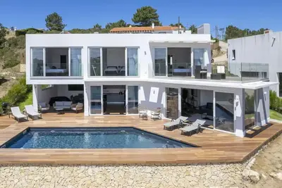 Image de New! Arrifana Lake House