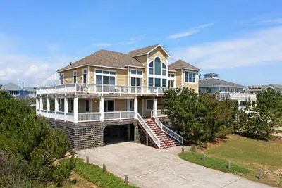 Image de Starboard Home: Semi-Oceanfront, Pool, Hot Tub