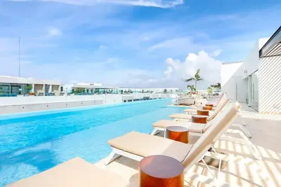 Image de Rooftop Dream:, Stunning City Views