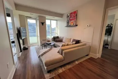 Image de Large Luxury Condo - 2br + 2ba + Optimal Workspace