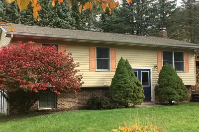 Image de Cozy home in peaceful Boalsburg - Minutes from Beaver Stadium!