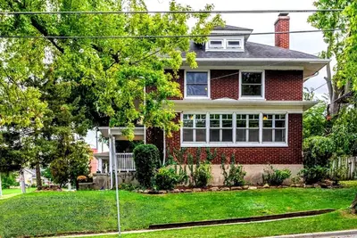 Image de Charming 4 Bedroom home in the heart of Elgin