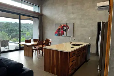 Image de Luxury Jungle Villa Million Dollar Views & World Class Surf + Fast Wifi + Pool