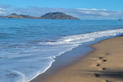 Image de Fabulous 3 Bedroom Spacious Condo at Nelson Springs. 1 minute to Beach and Pool.